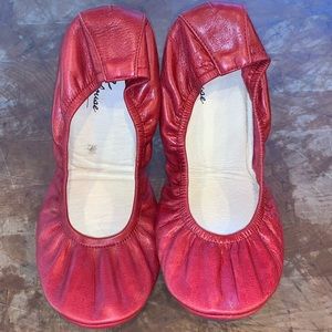 Storehouse Flats Red size 9